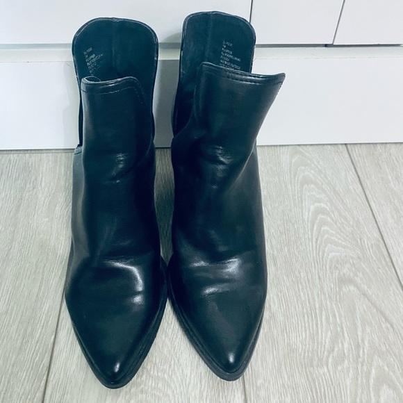 Design Lab (HBC) Black Staple Ankle Boots - Picture 3 of 3